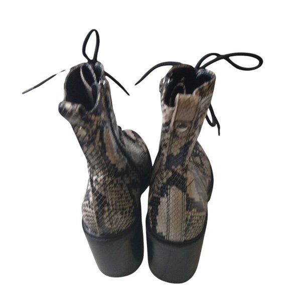 Marc Fisher MF LANIE2 Women's Size 9M Snake Print Lug Sole Block Heel Boots - Picture 3 of 6